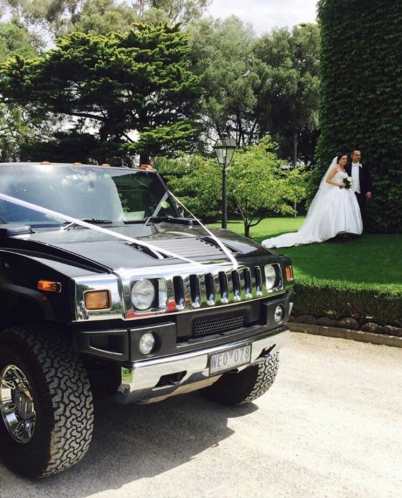 Wedding arrival at a garden venue